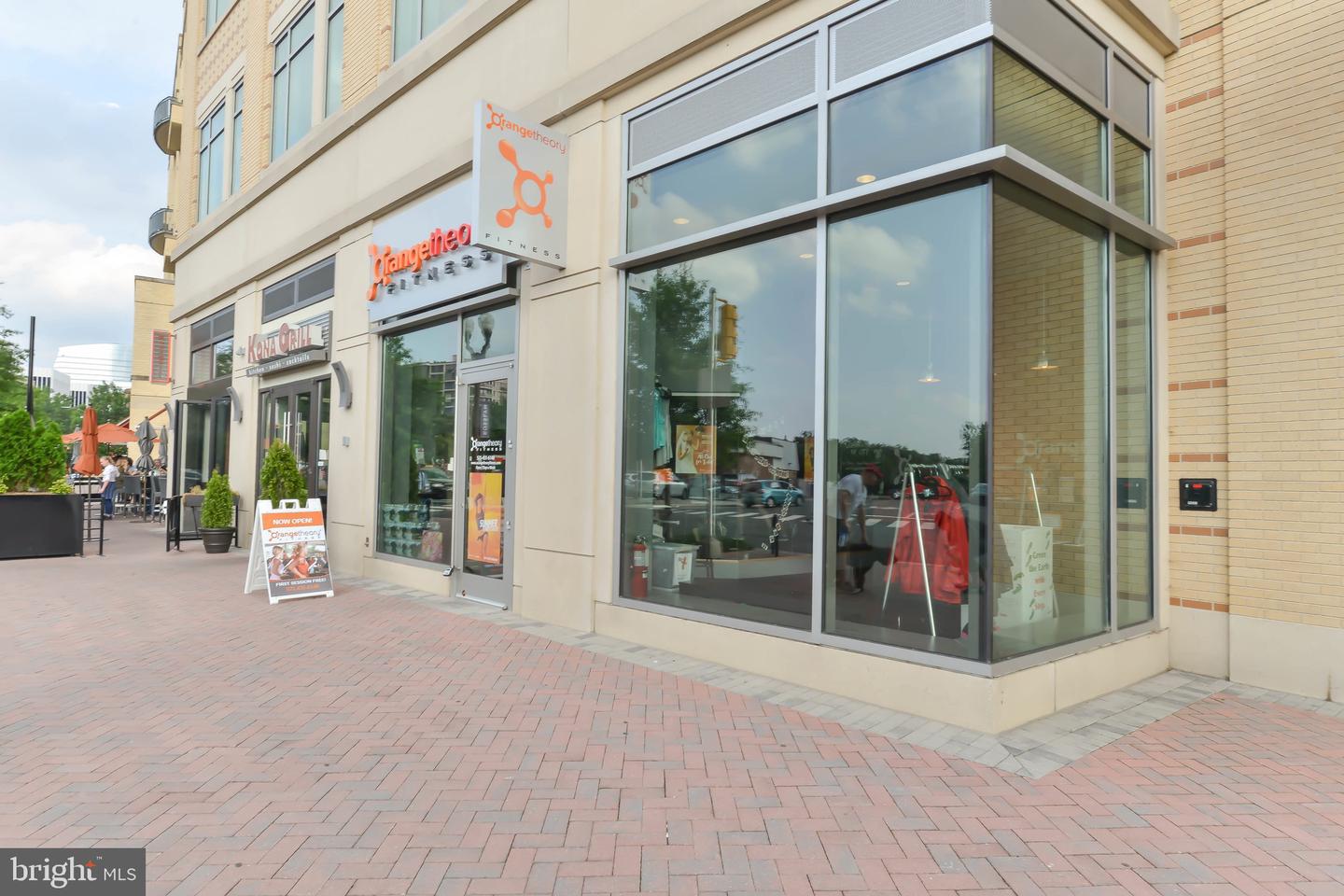 1301 N COURTHOUSE RD #914, ARLINGTON, Virginia 22201, 1 Bedroom Bedrooms, 4 Rooms Rooms,1 BathroomBathrooms,Residential,For sale,1301 N COURTHOUSE RD #914,VAAR2056804 MLS # VAAR2056804