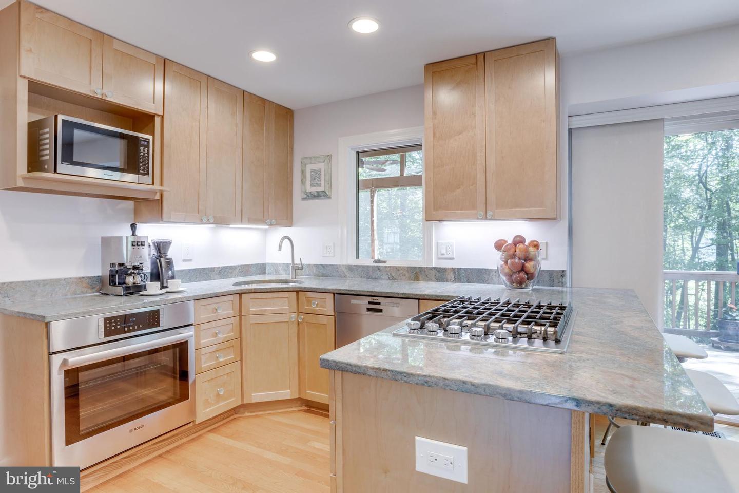 8801 AQUARY CT, SPRINGFIELD, Virginia 22153, 5 Bedrooms Bedrooms, ,3 BathroomsBathrooms,Residential,For sale,8801 AQUARY CT,VAFX2237686 MLS # VAFX2237686