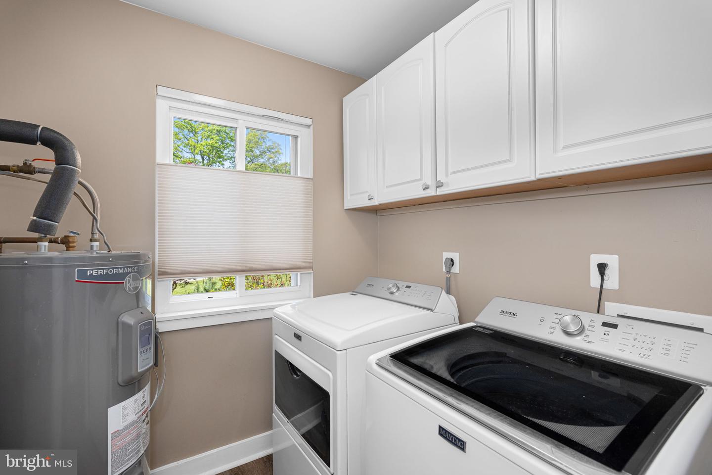 1412 SADLERS WELLS DR, HERNDON, Virginia 20170, 3 Bedrooms Bedrooms, ,2 BathroomsBathrooms,Residential,For sale,1412 SADLERS WELLS DR,VAFX2237720 MLS # VAFX2237720