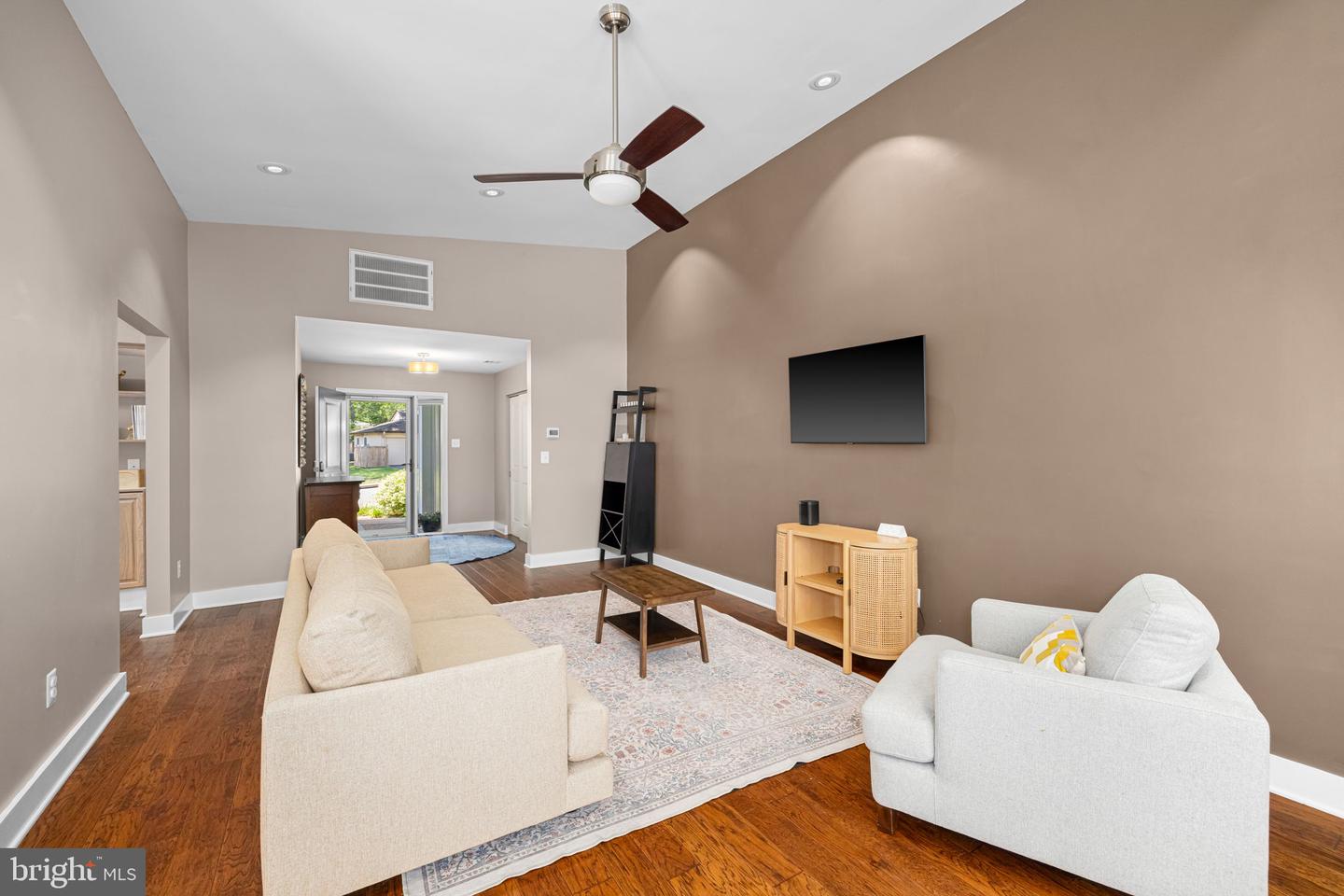 1412 SADLERS WELLS DR, HERNDON, Virginia 20170, 3 Bedrooms Bedrooms, ,2 BathroomsBathrooms,Residential,For sale,1412 SADLERS WELLS DR,VAFX2237720 MLS # VAFX2237720