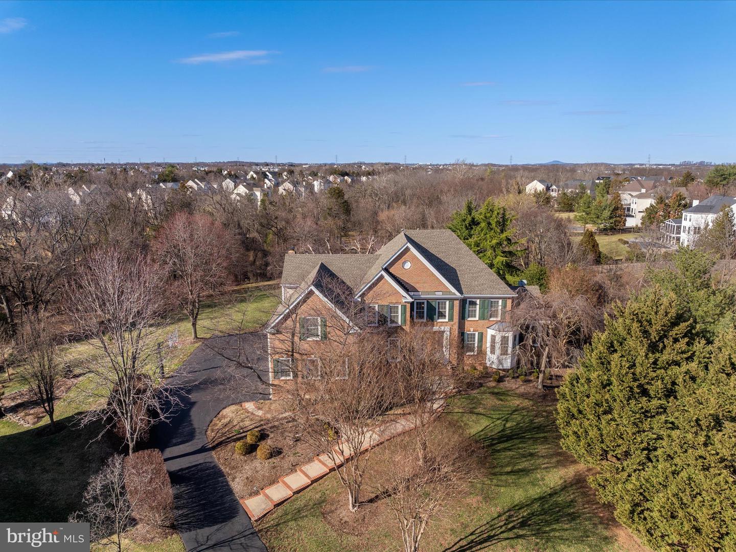 21428 ESTATE PL, ASHBURN, Virginia 20147, 5 Bedrooms Bedrooms, ,4 BathroomsBathrooms,Residential,For sale,21428 ESTATE PL,VALO2095192 MLS # VALO2095192