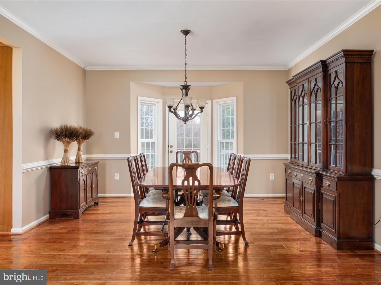 21428 ESTATE PL, ASHBURN, Virginia 20147, 5 Bedrooms Bedrooms, ,4 BathroomsBathrooms,Residential,For sale,21428 ESTATE PL,VALO2095192 MLS # VALO2095192