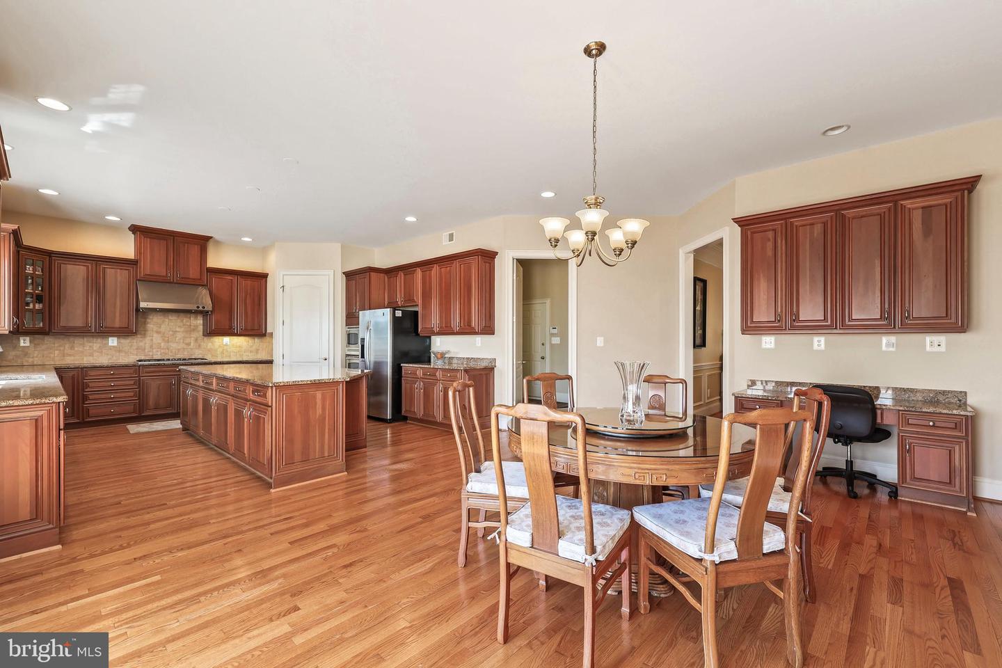 43112 UNISON KNOLL CIR, ASHBURN, Virginia 20148, 6 Bedrooms Bedrooms, ,7 BathroomsBathrooms,Residential,For sale,43112 UNISON KNOLL CIR,VALO2095200 MLS # VALO2095200
