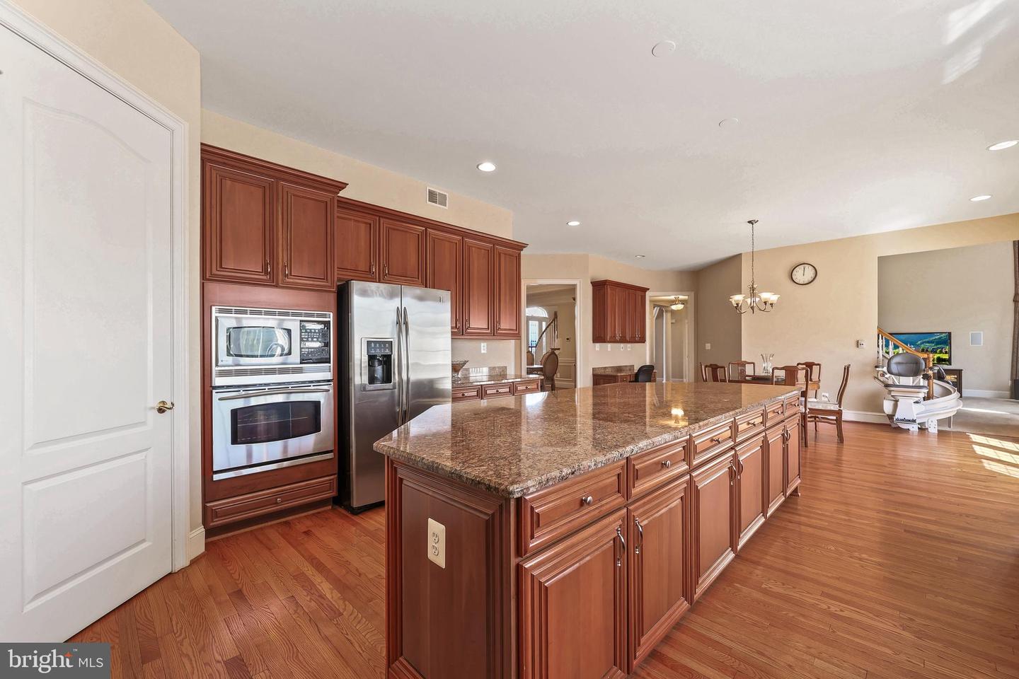 43112 UNISON KNOLL CIR, ASHBURN, Virginia 20148, 6 Bedrooms Bedrooms, ,7 BathroomsBathrooms,Residential,For sale,43112 UNISON KNOLL CIR,VALO2095200 MLS # VALO2095200