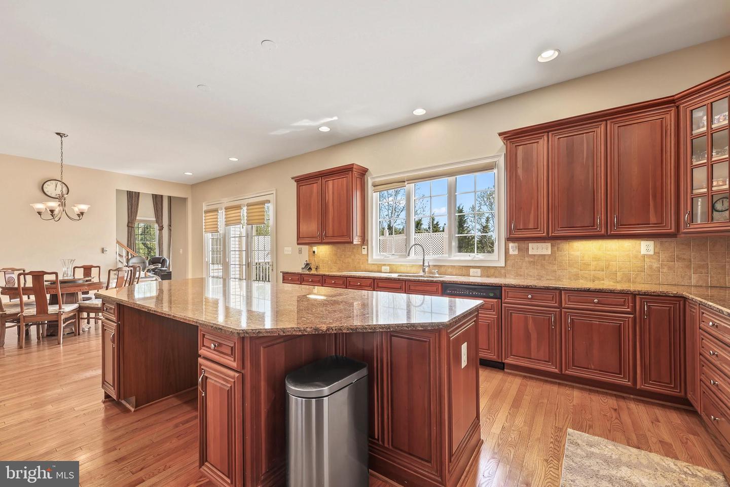 43112 UNISON KNOLL CIR, ASHBURN, Virginia 20148, 6 Bedrooms Bedrooms, ,7 BathroomsBathrooms,Residential,For sale,43112 UNISON KNOLL CIR,VALO2095200 MLS # VALO2095200