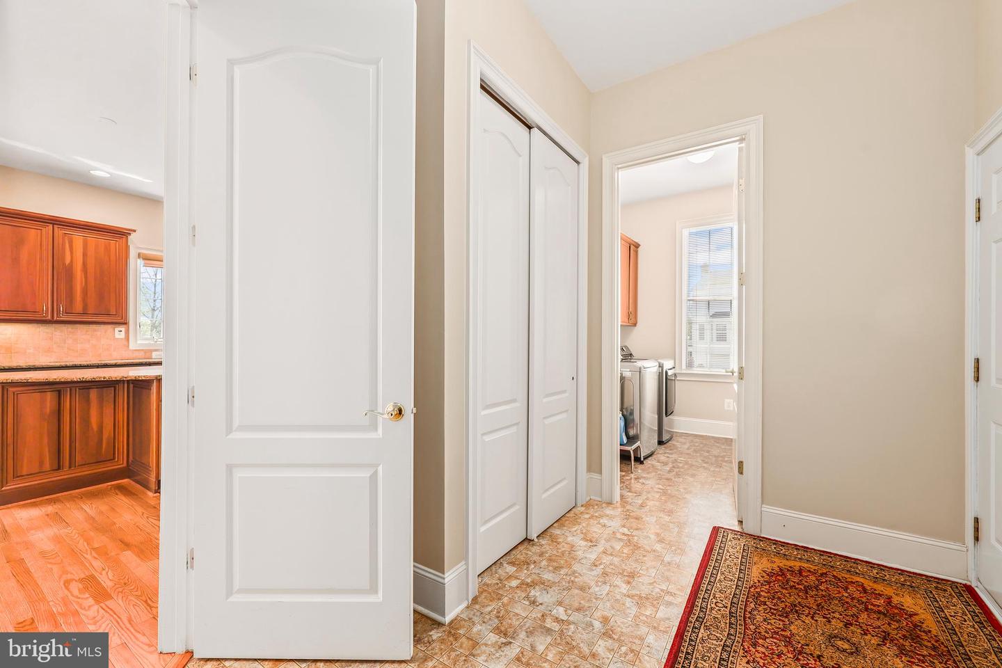 43112 UNISON KNOLL CIR, ASHBURN, Virginia 20148, 6 Bedrooms Bedrooms, ,7 BathroomsBathrooms,Residential,For sale,43112 UNISON KNOLL CIR,VALO2095200 MLS # VALO2095200