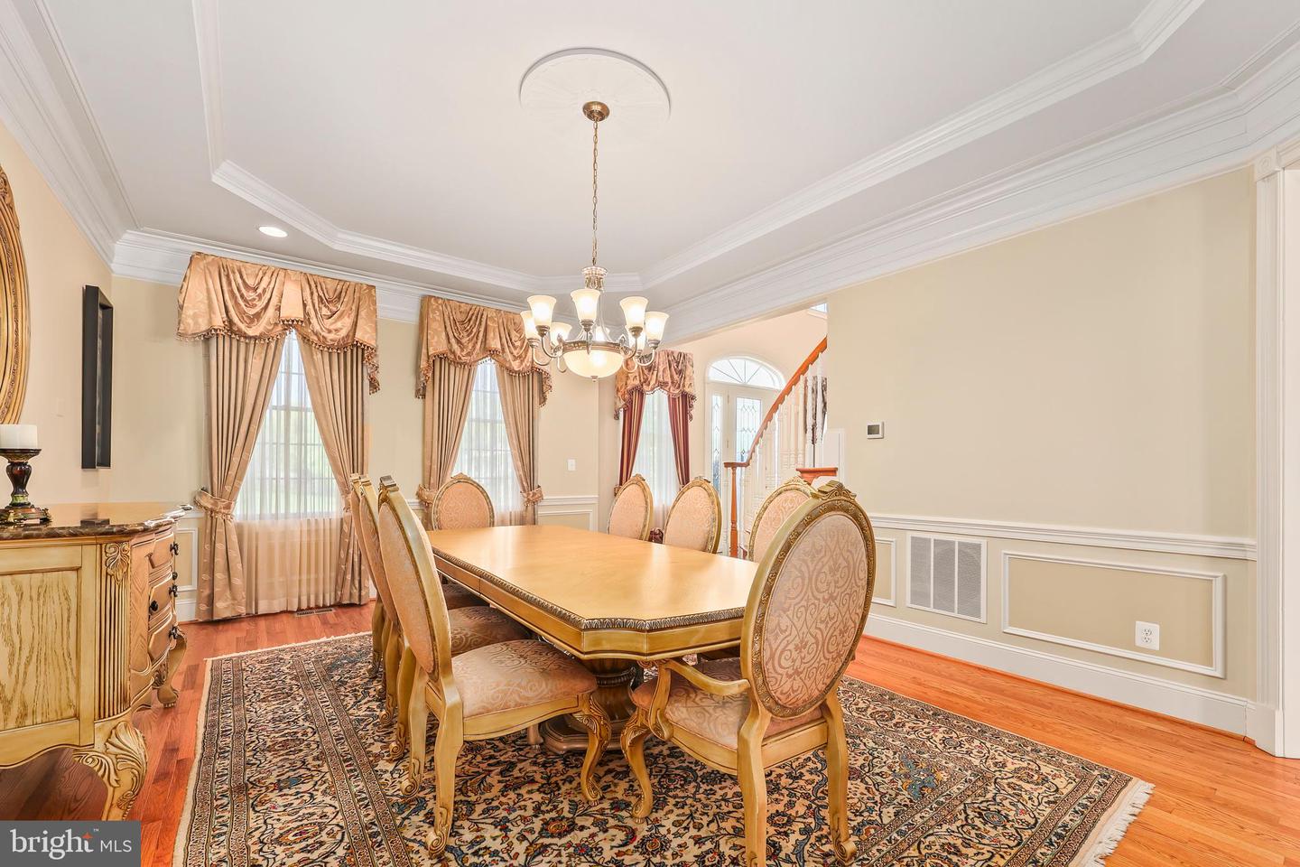 43112 UNISON KNOLL CIR, ASHBURN, Virginia 20148, 6 Bedrooms Bedrooms, ,7 BathroomsBathrooms,Residential,For sale,43112 UNISON KNOLL CIR,VALO2095200 MLS # VALO2095200