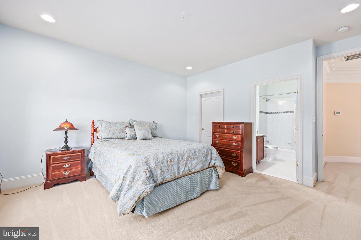 43112 UNISON KNOLL CIR, ASHBURN, Virginia 20148, 6 Bedrooms Bedrooms, ,7 BathroomsBathrooms,Residential,For sale,43112 UNISON KNOLL CIR,VALO2095200 MLS # VALO2095200