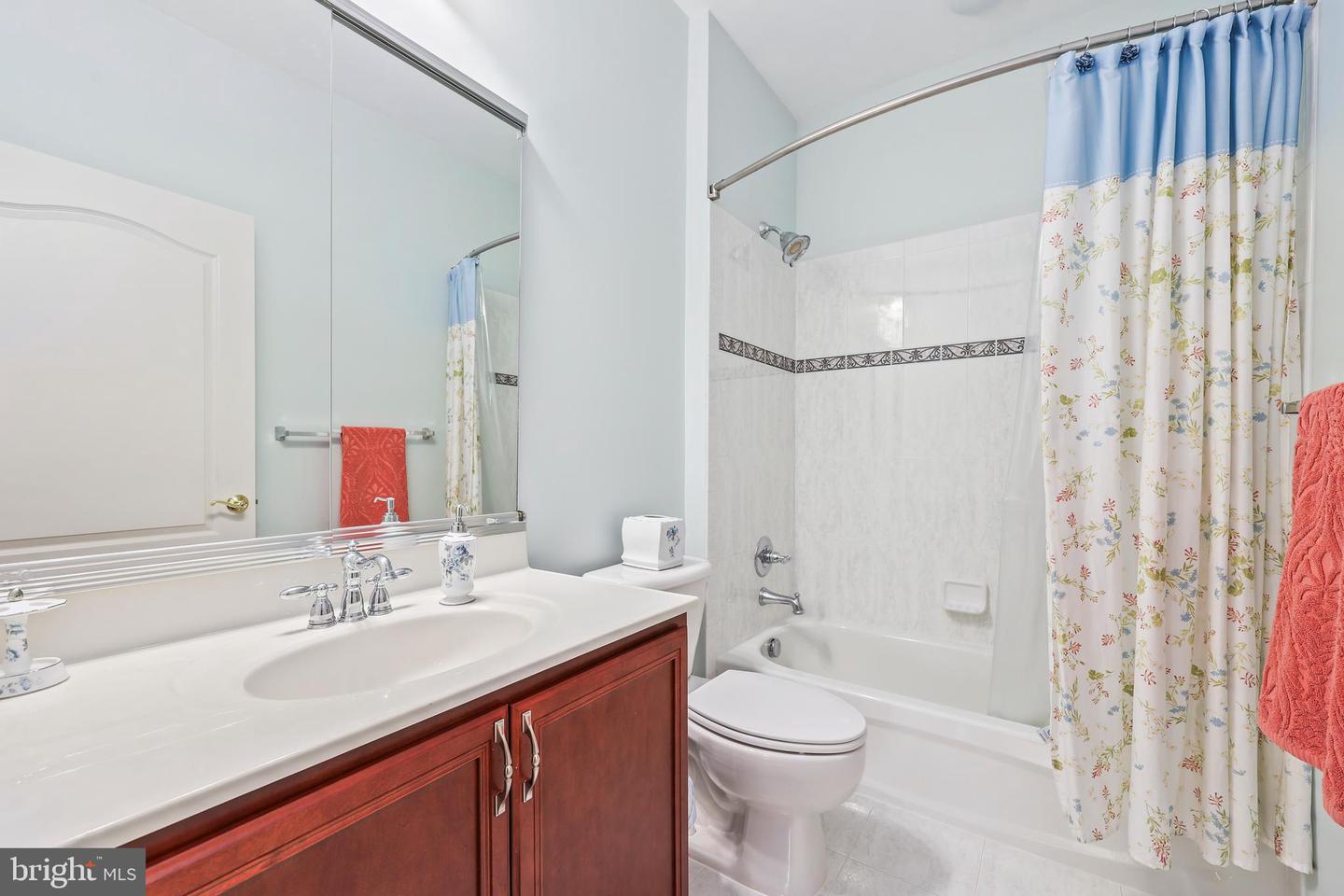 43112 UNISON KNOLL CIR, ASHBURN, Virginia 20148, 6 Bedrooms Bedrooms, ,7 BathroomsBathrooms,Residential,For sale,43112 UNISON KNOLL CIR,VALO2095200 MLS # VALO2095200