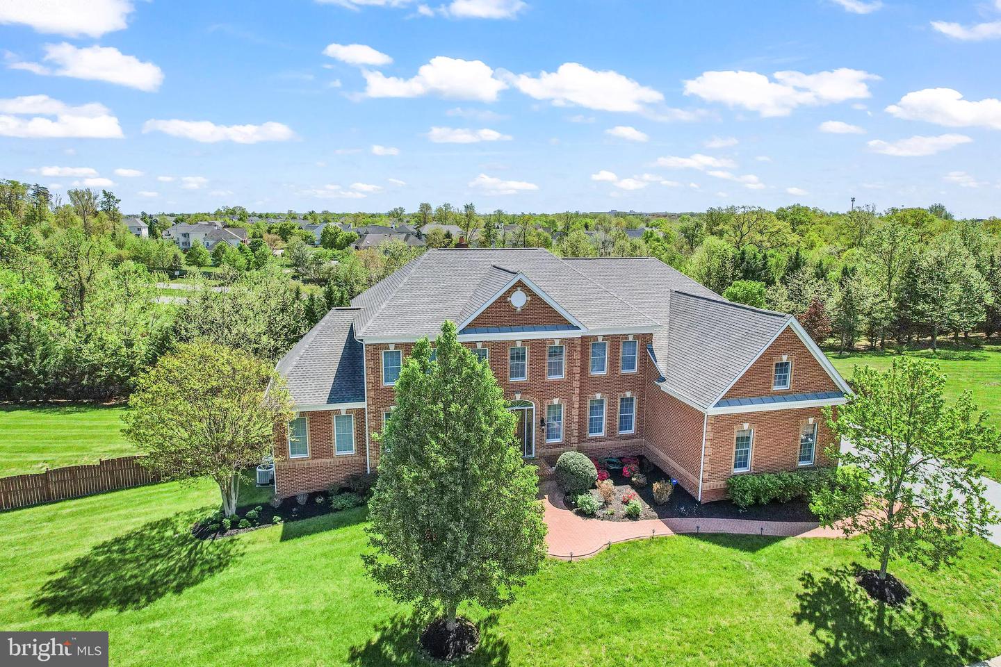 43112 UNISON KNOLL CIR, ASHBURN, Virginia 20148, 6 Bedrooms Bedrooms, ,7 BathroomsBathrooms,Residential,For sale,43112 UNISON KNOLL CIR,VALO2095200 MLS # VALO2095200