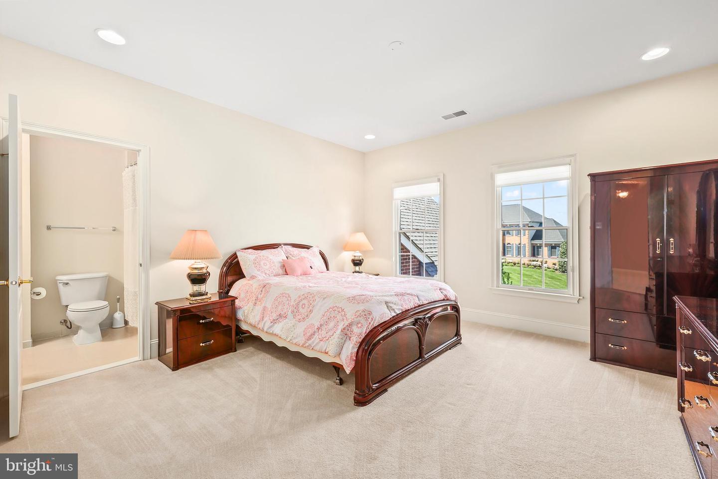 43112 UNISON KNOLL CIR, ASHBURN, Virginia 20148, 6 Bedrooms Bedrooms, ,7 BathroomsBathrooms,Residential,For sale,43112 UNISON KNOLL CIR,VALO2095200 MLS # VALO2095200
