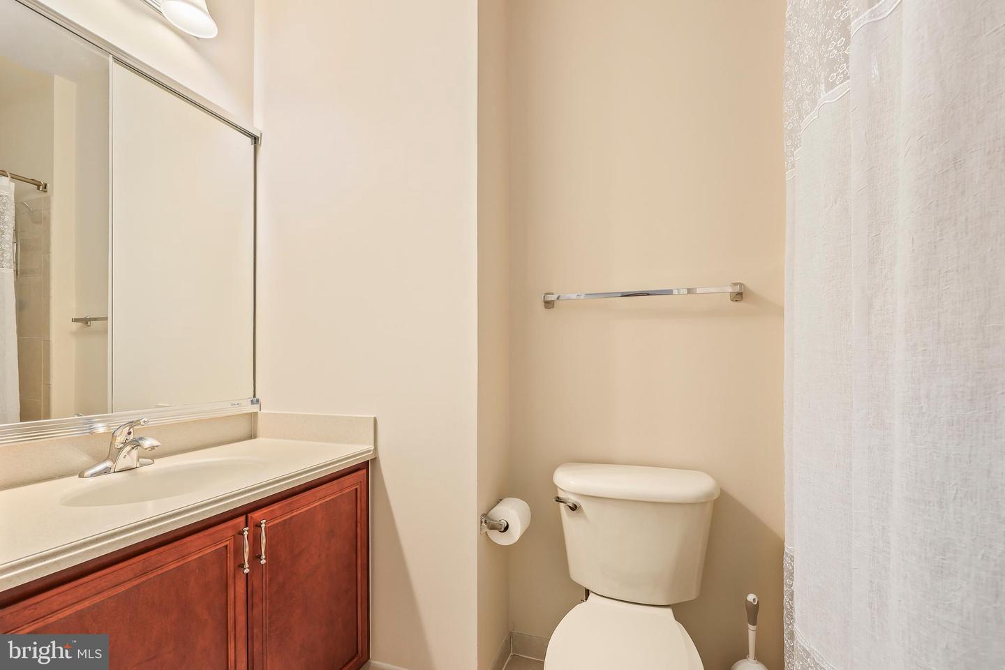 43112 UNISON KNOLL CIR, ASHBURN, Virginia 20148, 6 Bedrooms Bedrooms, ,7 BathroomsBathrooms,Residential,For sale,43112 UNISON KNOLL CIR,VALO2095200 MLS # VALO2095200