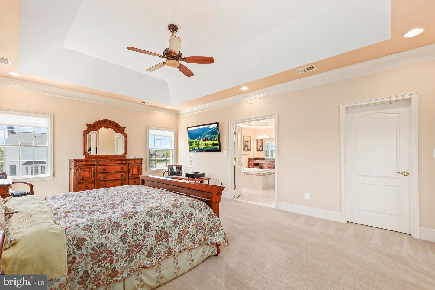 43112 UNISON KNOLL CIR, ASHBURN, Virginia 20148, 6 Bedrooms Bedrooms, ,7 BathroomsBathrooms,Residential,For sale,43112 UNISON KNOLL CIR,VALO2095200 MLS # VALO2095200