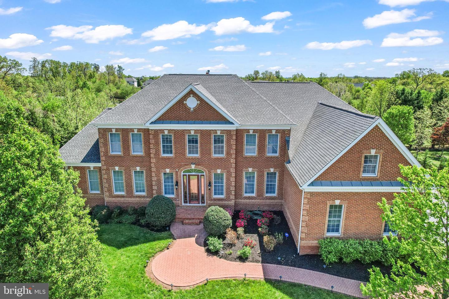 43112 UNISON KNOLL CIR, ASHBURN, Virginia 20148, 6 Bedrooms Bedrooms, ,7 BathroomsBathrooms,Residential,For sale,43112 UNISON KNOLL CIR,VALO2095200 MLS # VALO2095200