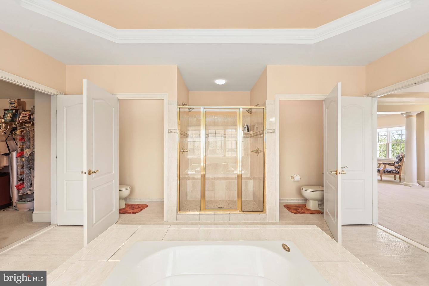 43112 UNISON KNOLL CIR, ASHBURN, Virginia 20148, 6 Bedrooms Bedrooms, ,7 BathroomsBathrooms,Residential,For sale,43112 UNISON KNOLL CIR,VALO2095200 MLS # VALO2095200