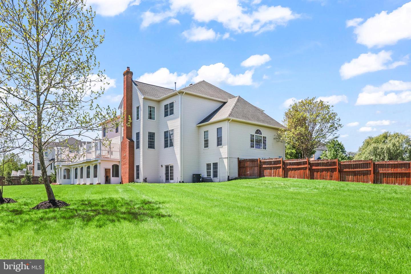 43112 UNISON KNOLL CIR, ASHBURN, Virginia 20148, 6 Bedrooms Bedrooms, ,7 BathroomsBathrooms,Residential,For sale,43112 UNISON KNOLL CIR,VALO2095200 MLS # VALO2095200