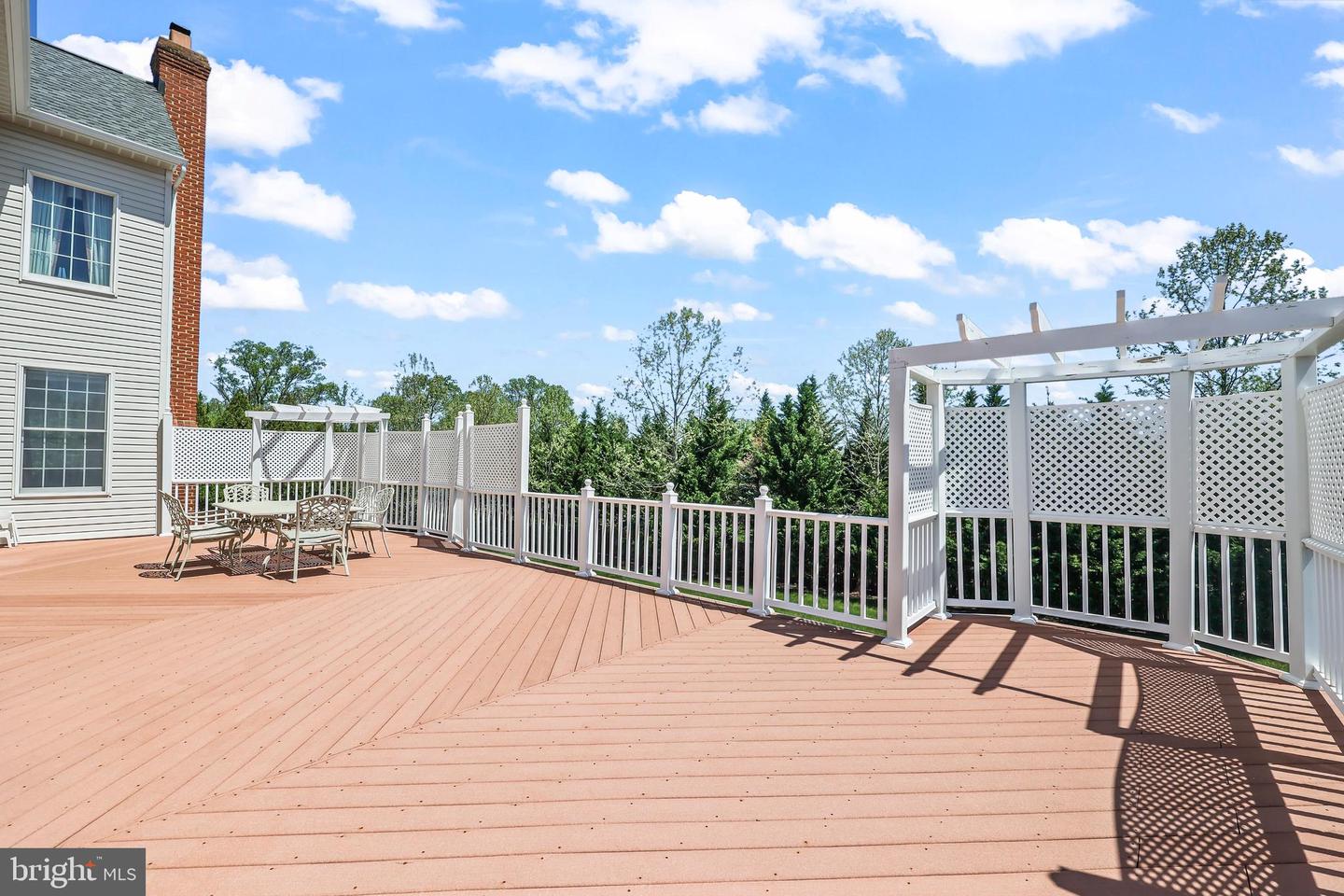 43112 UNISON KNOLL CIR, ASHBURN, Virginia 20148, 6 Bedrooms Bedrooms, ,7 BathroomsBathrooms,Residential,For sale,43112 UNISON KNOLL CIR,VALO2095200 MLS # VALO2095200