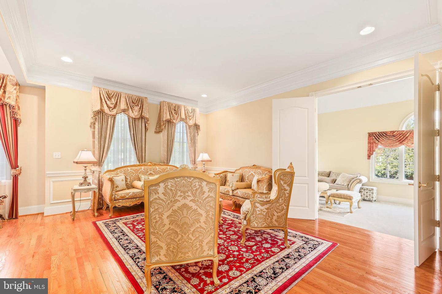 43112 UNISON KNOLL CIR, ASHBURN, Virginia 20148, 6 Bedrooms Bedrooms, ,7 BathroomsBathrooms,Residential,For sale,43112 UNISON KNOLL CIR,VALO2095200 MLS # VALO2095200