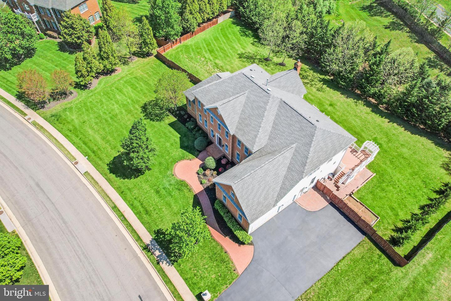 43112 UNISON KNOLL CIR, ASHBURN, Virginia 20148, 6 Bedrooms Bedrooms, ,7 BathroomsBathrooms,Residential,For sale,43112 UNISON KNOLL CIR,VALO2095200 MLS # VALO2095200