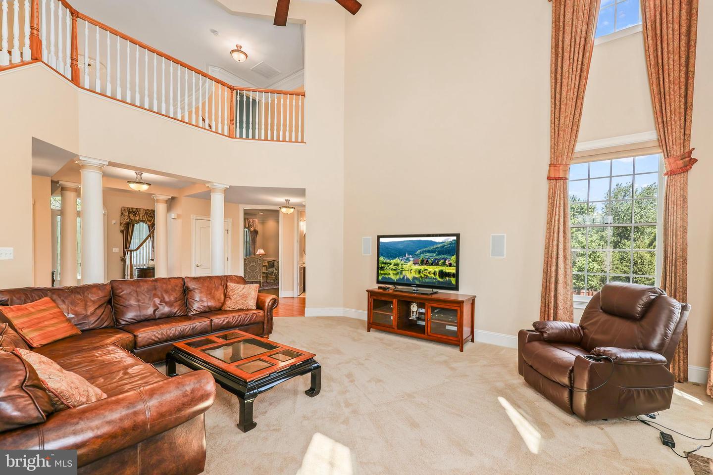 43112 UNISON KNOLL CIR, ASHBURN, Virginia 20148, 6 Bedrooms Bedrooms, ,7 BathroomsBathrooms,Residential,For sale,43112 UNISON KNOLL CIR,VALO2095200 MLS # VALO2095200