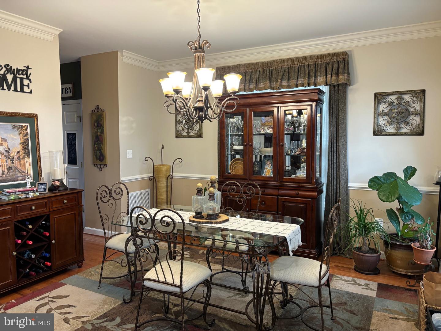 1504 IDLEWILD BLVD, FREDERICKSBURG, Virginia 22401, 5 Bedrooms Bedrooms, 3 Rooms Rooms,3 BathroomsBathrooms,Residential,For sale,1504 IDLEWILD BLVD,VAFB2008088 MLS # VAFB2008088