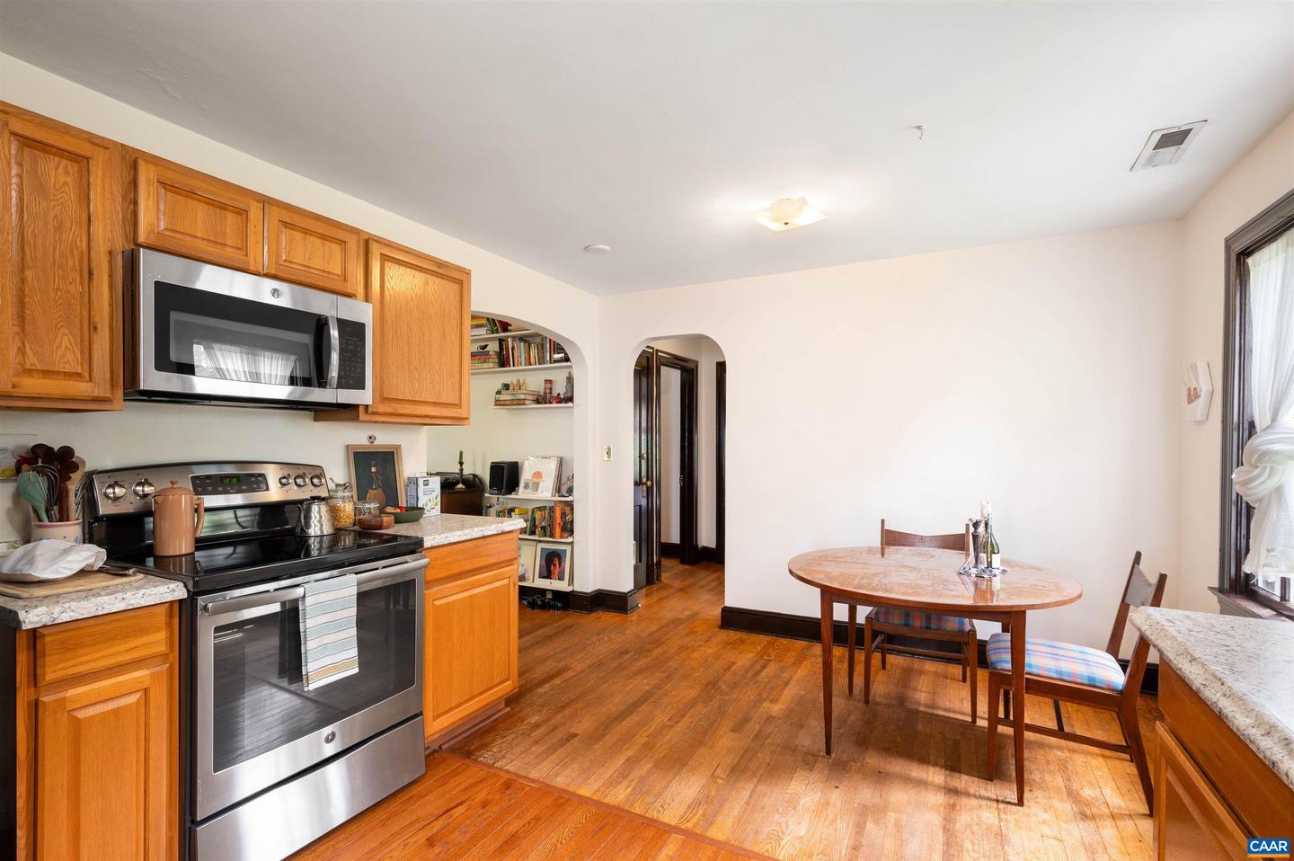 1210 MERIWETHER ST, CHARLOTTESVILLE, Virginia 22902, 2 Bedrooms Bedrooms, ,1 BathroomBathrooms,Residential,For sale,1210 MERIWETHER ST,663913 MLS # 663913