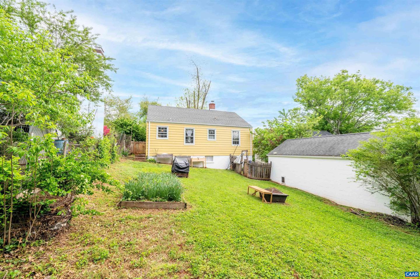 1210 MERIWETHER ST, CHARLOTTESVILLE, Virginia 22902, 2 Bedrooms Bedrooms, ,1 BathroomBathrooms,Residential,For sale,1210 MERIWETHER ST,663913 MLS # 663913