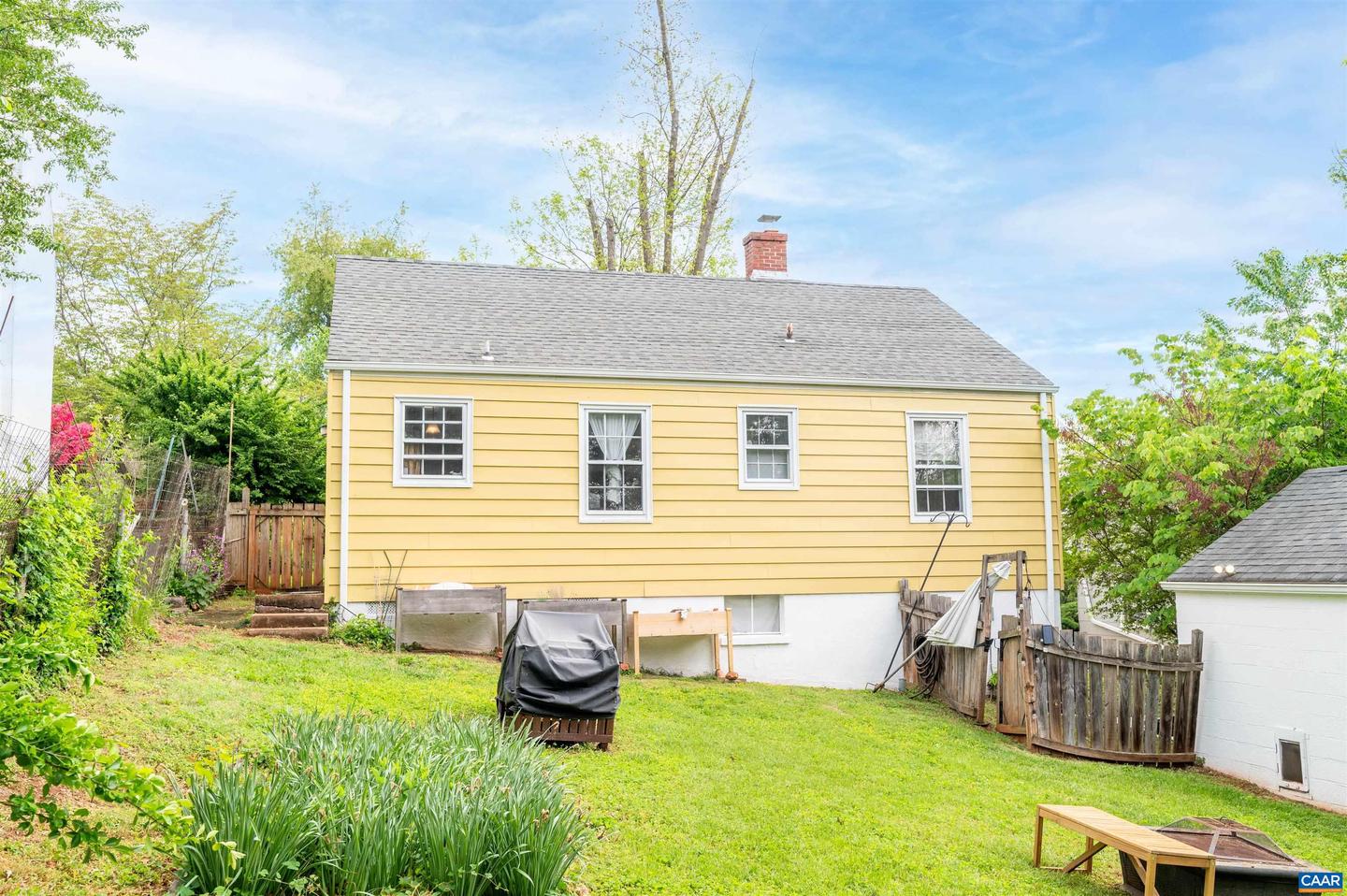 1210 MERIWETHER ST, CHARLOTTESVILLE, Virginia 22902, 2 Bedrooms Bedrooms, ,1 BathroomBathrooms,Residential,For sale,1210 MERIWETHER ST,663913 MLS # 663913