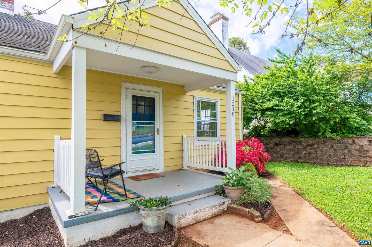 1210 MERIWETHER ST, CHARLOTTESVILLE, Virginia 22902, 2 Bedrooms Bedrooms, ,1 BathroomBathrooms,Residential,For sale,1210 MERIWETHER ST,663913 MLS # 663913