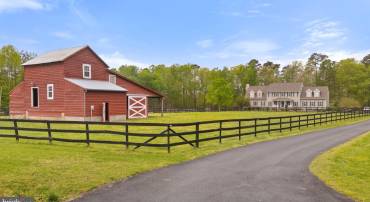 8500 BALDWIN CREEK RD, CHESTERFIELD, Virginia 23832, 6 Bedrooms Bedrooms, 14 Rooms Rooms,3 BathroomsBathrooms,Residential,For sale,8500 BALDWIN CREEK RD,VACF2001130 MLS # VACF2001130