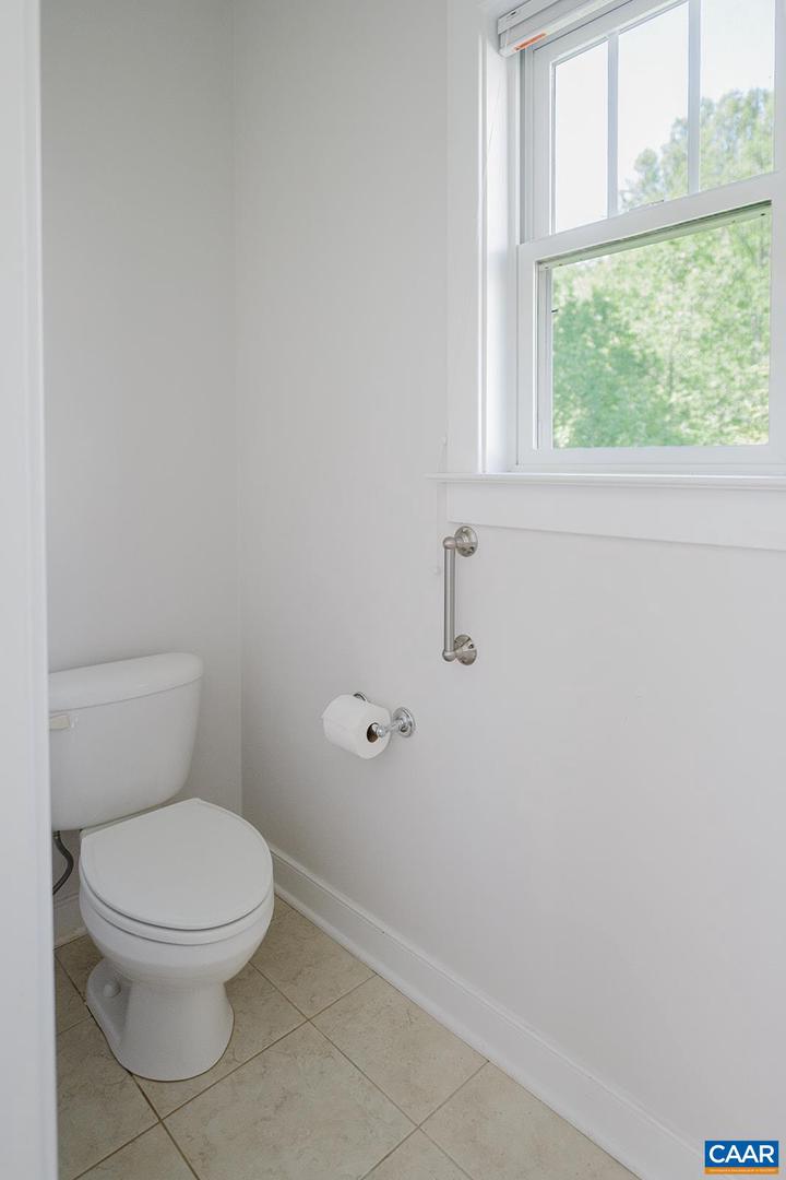 944 RAYMOND RD, CHARLOTTESVILLE, Virginia 22902, 5 Bedrooms Bedrooms, ,4 BathroomsBathrooms,Residential,For sale,944 RAYMOND RD,663907 MLS # 663907