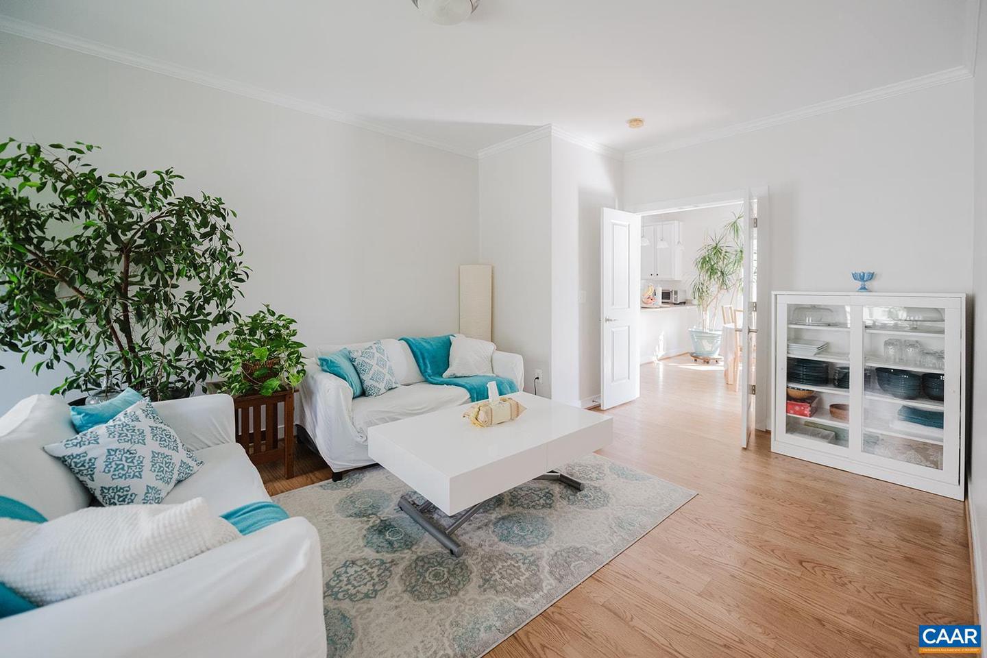 944 RAYMOND RD, CHARLOTTESVILLE, Virginia 22902, 5 Bedrooms Bedrooms, ,4 BathroomsBathrooms,Residential,For sale,944 RAYMOND RD,663907 MLS # 663907