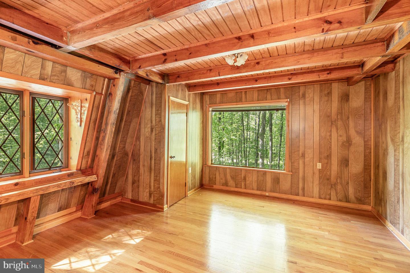 816 HARTWOOD RD, FREDERICKSBURG, Virginia 22406, 3 Bedrooms Bedrooms, ,2 BathroomsBathrooms,Residential,For sale,816 HARTWOOD RD,VAST2038418 MLS # VAST2038418