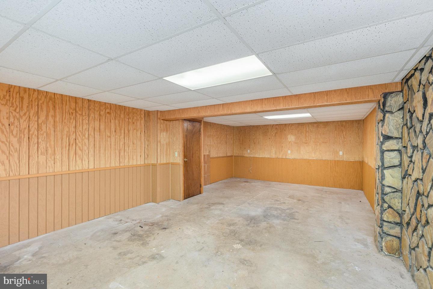 816 HARTWOOD RD, FREDERICKSBURG, Virginia 22406, 3 Bedrooms Bedrooms, ,2 BathroomsBathrooms,Residential,For sale,816 HARTWOOD RD,VAST2038418 MLS # VAST2038418