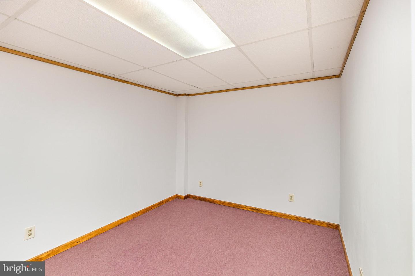 816 HARTWOOD RD, FREDERICKSBURG, Virginia 22406, 3 Bedrooms Bedrooms, ,2 BathroomsBathrooms,Residential,For sale,816 HARTWOOD RD,VAST2038418 MLS # VAST2038418
