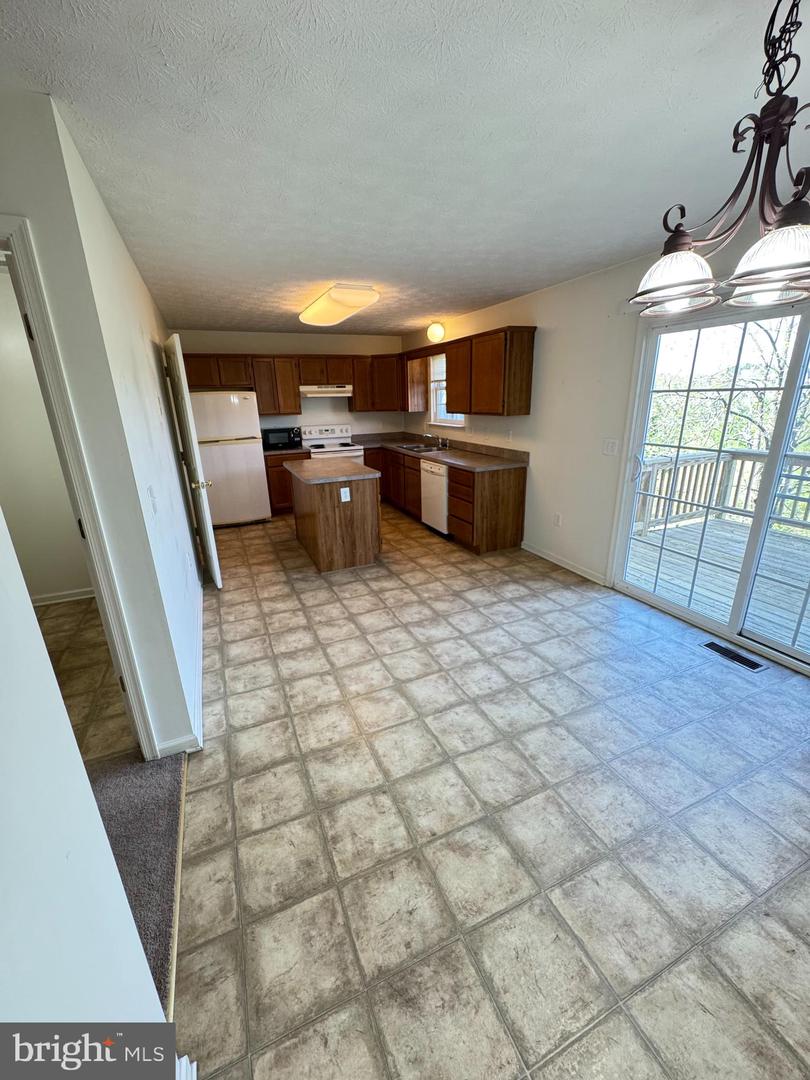 104 SEABREEZE, WINCHESTER, Virginia 22602, 3 Bedrooms Bedrooms, ,1 BathroomBathrooms,Residential,For sale,104 SEABREEZE,VAFV2033822 MLS # VAFV2033822