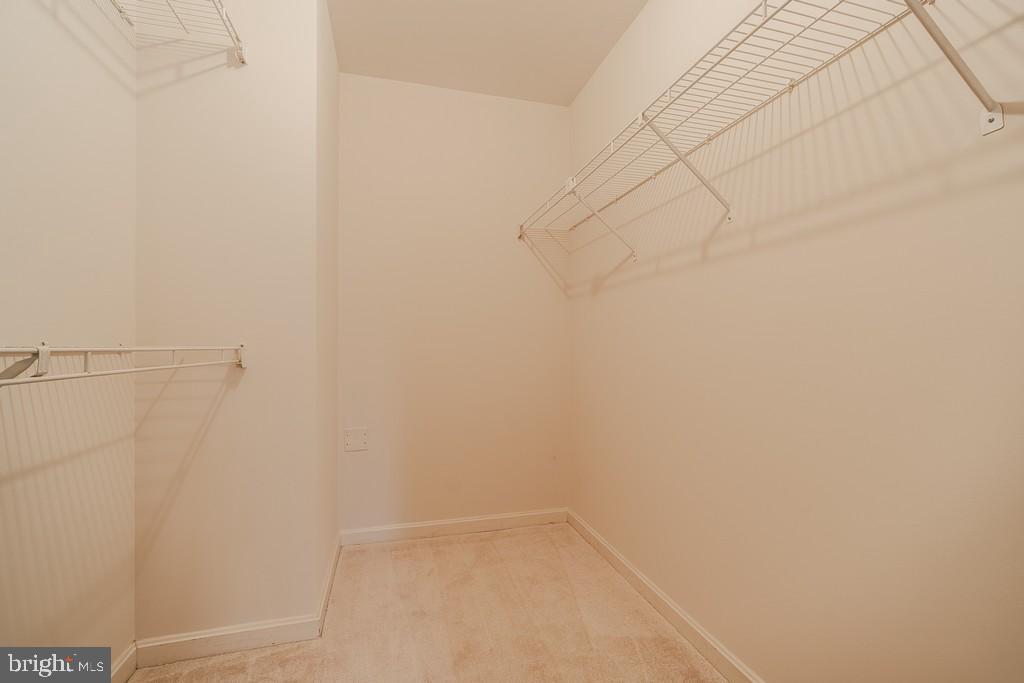 1211 S EADS ST S #401, ARLINGTON, Virginia 22202, 1 Bedroom Bedrooms, ,1 BathroomBathrooms,Residential,For sale,1211 S EADS ST S #401,VAAR2056842 MLS # VAAR2056842