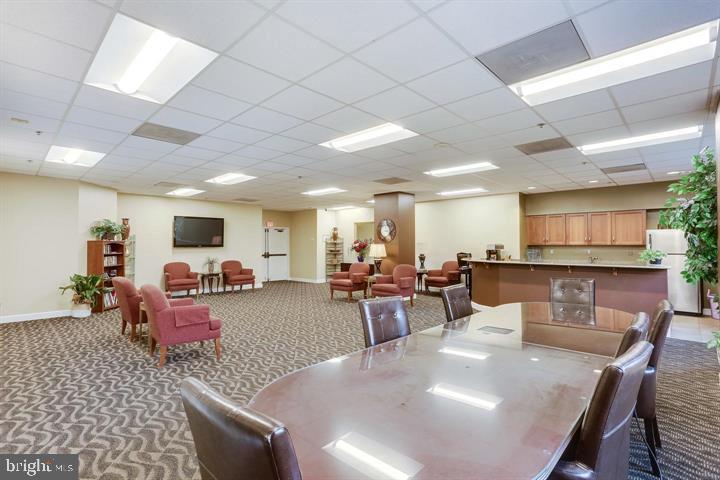 1211 S EADS ST S #401, ARLINGTON, Virginia 22202, 1 Bedroom Bedrooms, ,1 BathroomBathrooms,Residential,For sale,1211 S EADS ST S #401,VAAR2056842 MLS # VAAR2056842