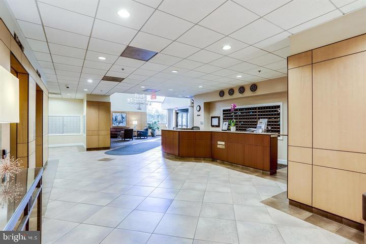 1211 S EADS ST S #401, ARLINGTON, Virginia 22202, 1 Bedroom Bedrooms, ,1 BathroomBathrooms,Residential,For sale,1211 S EADS ST S #401,VAAR2056842 MLS # VAAR2056842