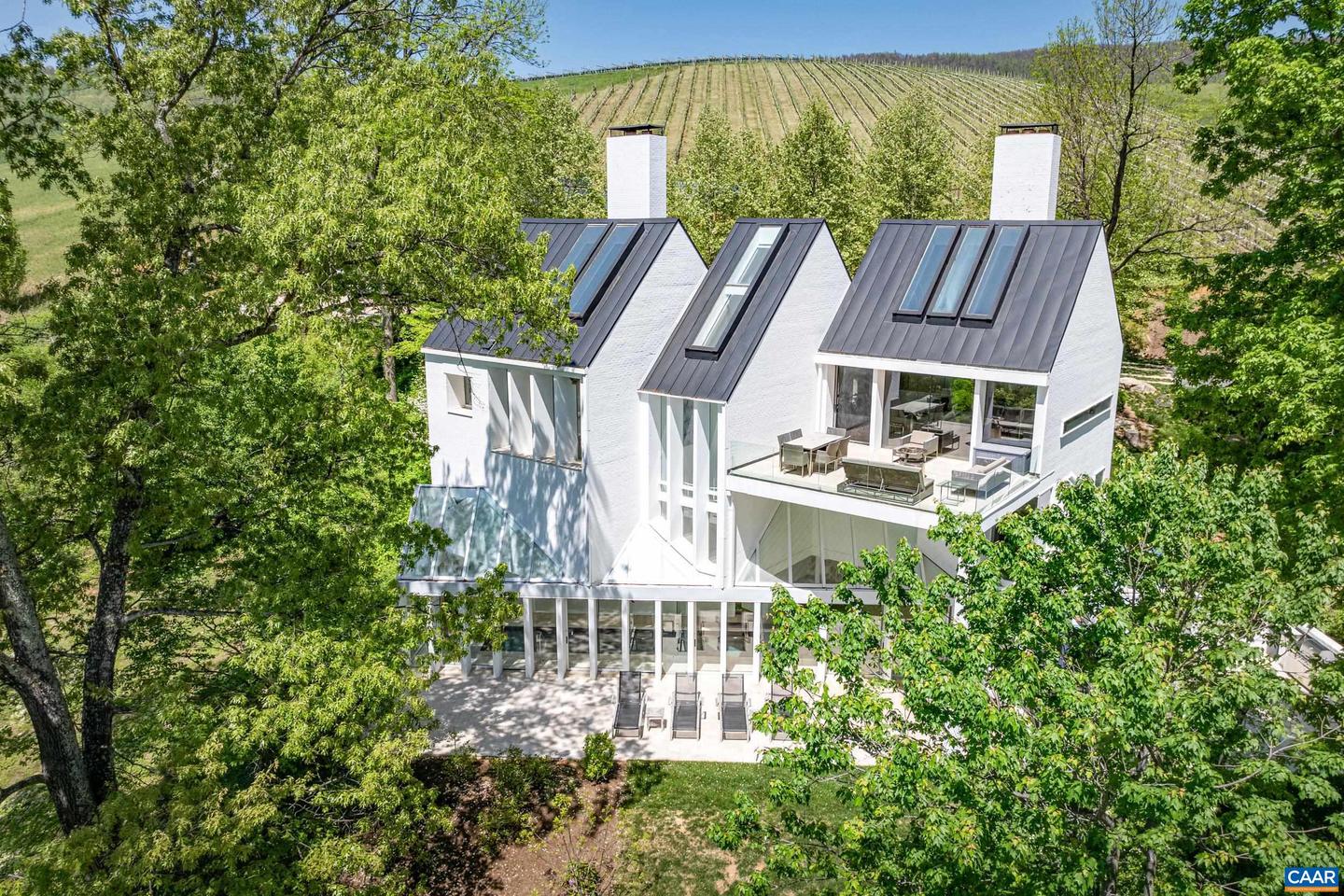 291 SADDLEBACK FARM, AFTON, Virginia 22920, 3 Bedrooms Bedrooms, ,3 BathroomsBathrooms,Residential,For sale,291 SADDLEBACK FARM,663915 MLS # 663915