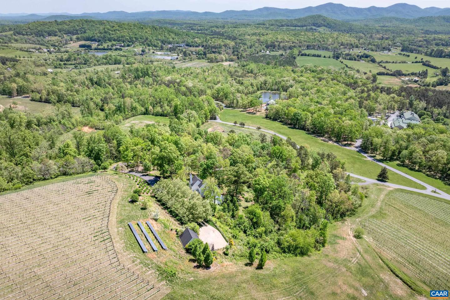 291 SADDLEBACK FARM, AFTON, Virginia 22920, 3 Bedrooms Bedrooms, ,3 BathroomsBathrooms,Residential,For sale,291 SADDLEBACK FARM,663915 MLS # 663915