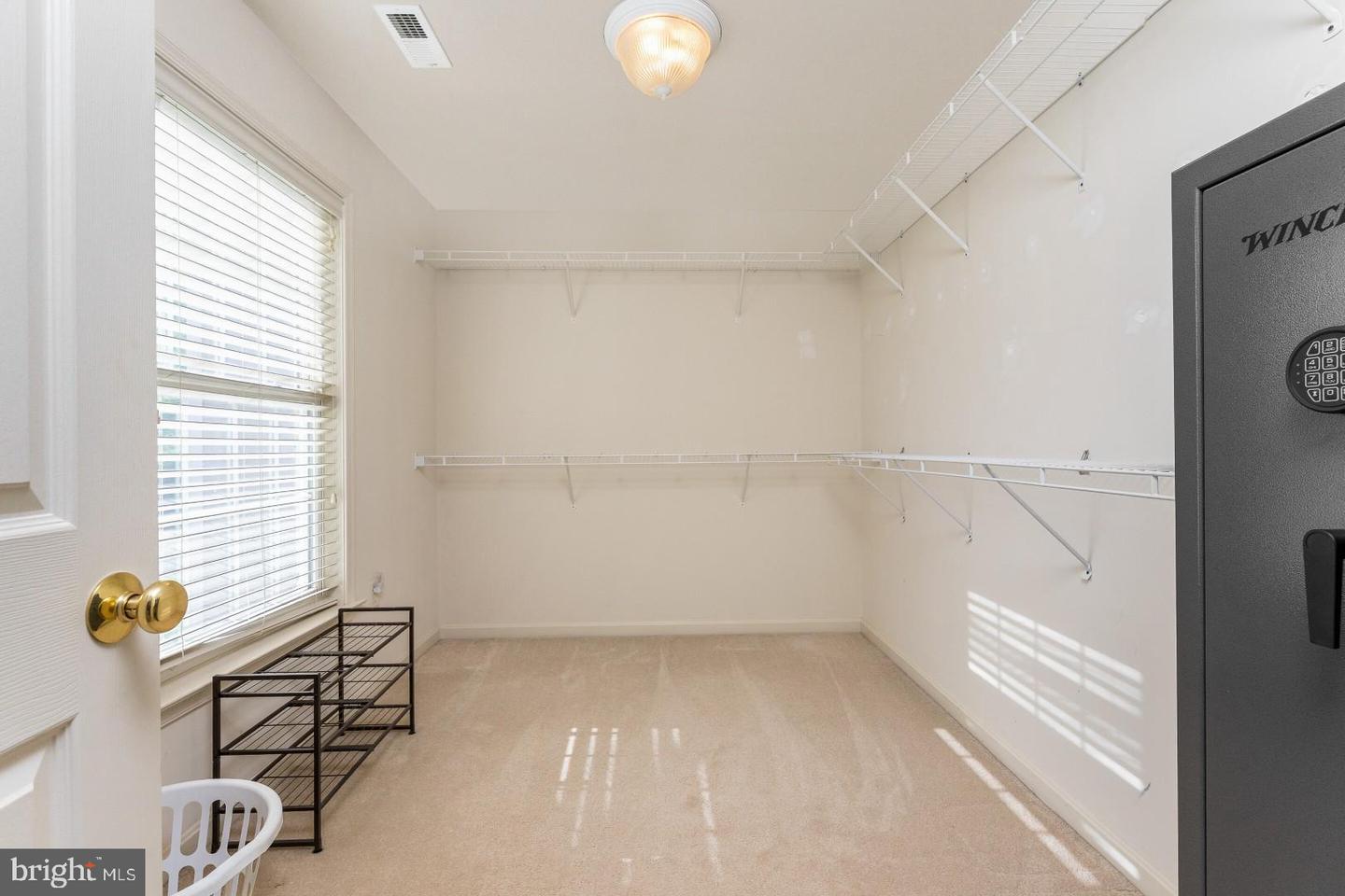 421 MOUNT OLIVE RD, FREDERICKSBURG, Virginia 22406, 5 Bedrooms Bedrooms, ,4 BathroomsBathrooms,Residential,For sale,421 MOUNT OLIVE RD,VAST2038410 MLS # VAST2038410
