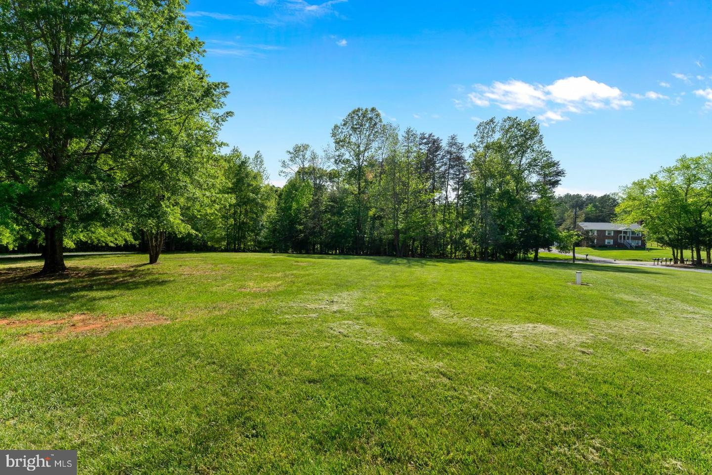 421 MOUNT OLIVE RD, FREDERICKSBURG, Virginia 22406, 5 Bedrooms Bedrooms, ,4 BathroomsBathrooms,Residential,For sale,421 MOUNT OLIVE RD,VAST2038410 MLS # VAST2038410