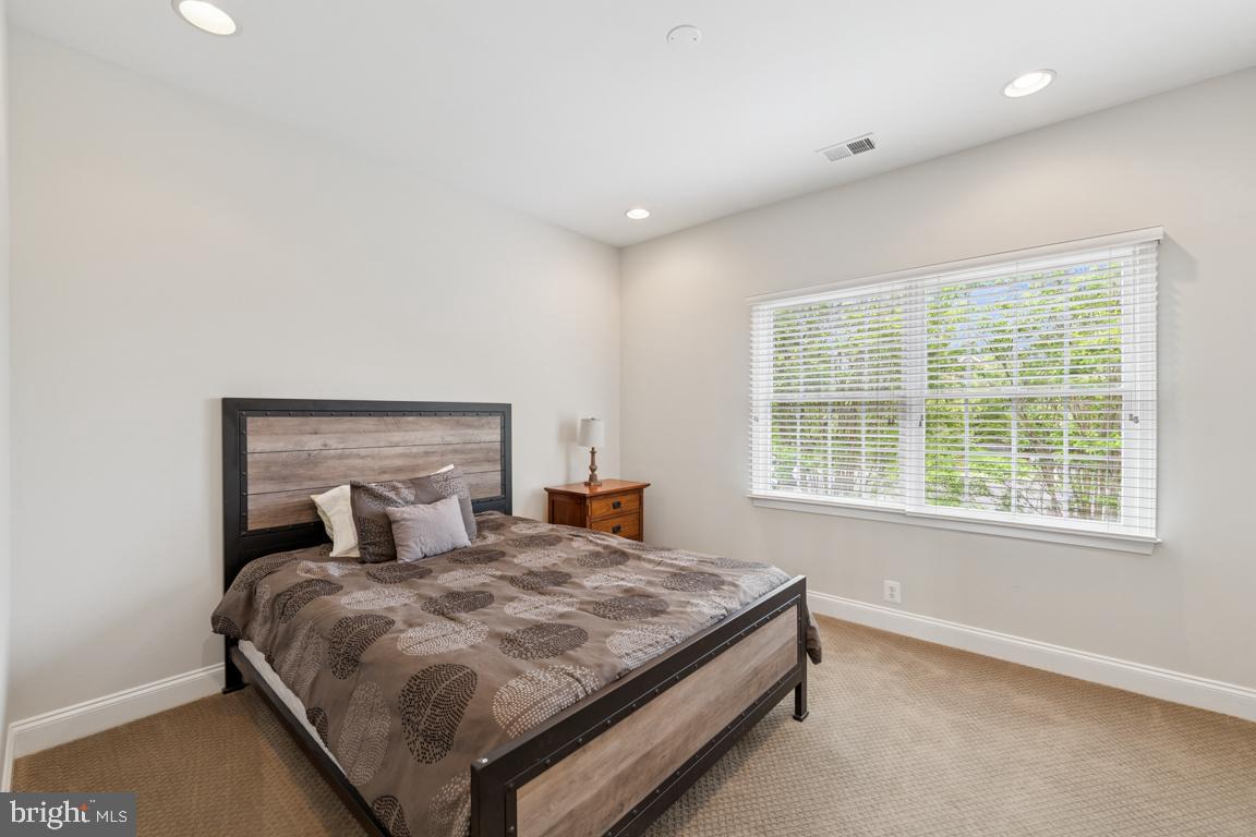 43526 PUMPKIN RIDGE CT, ASHBURN, Virginia 20147, 6 Bedrooms Bedrooms, ,4 BathroomsBathrooms,Residential,For sale,43526 PUMPKIN RIDGE CT,VALO2095266 MLS # VALO2095266