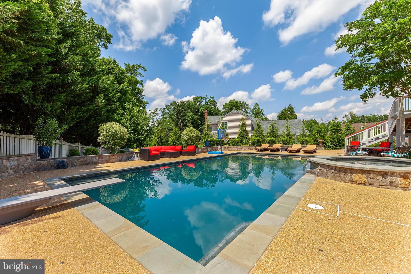 43526 PUMPKIN RIDGE CT, ASHBURN, Virginia 20147, 6 Bedrooms Bedrooms, ,4 BathroomsBathrooms,Residential,For sale,43526 PUMPKIN RIDGE CT,VALO2095266 MLS # VALO2095266