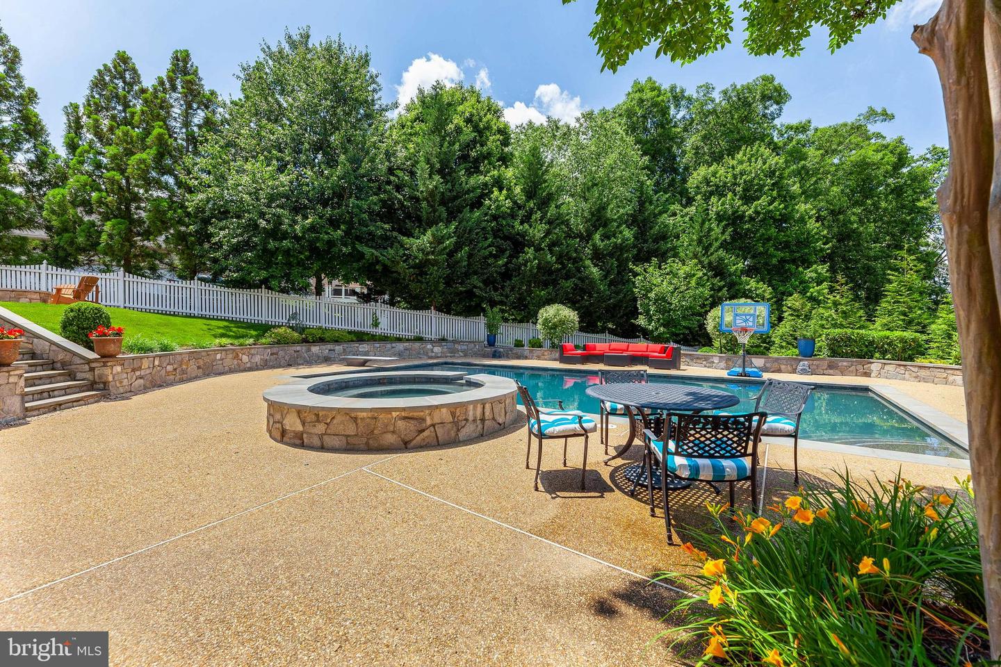 43526 PUMPKIN RIDGE CT, ASHBURN, Virginia 20147, 6 Bedrooms Bedrooms, ,4 BathroomsBathrooms,Residential,For sale,43526 PUMPKIN RIDGE CT,VALO2095266 MLS # VALO2095266
