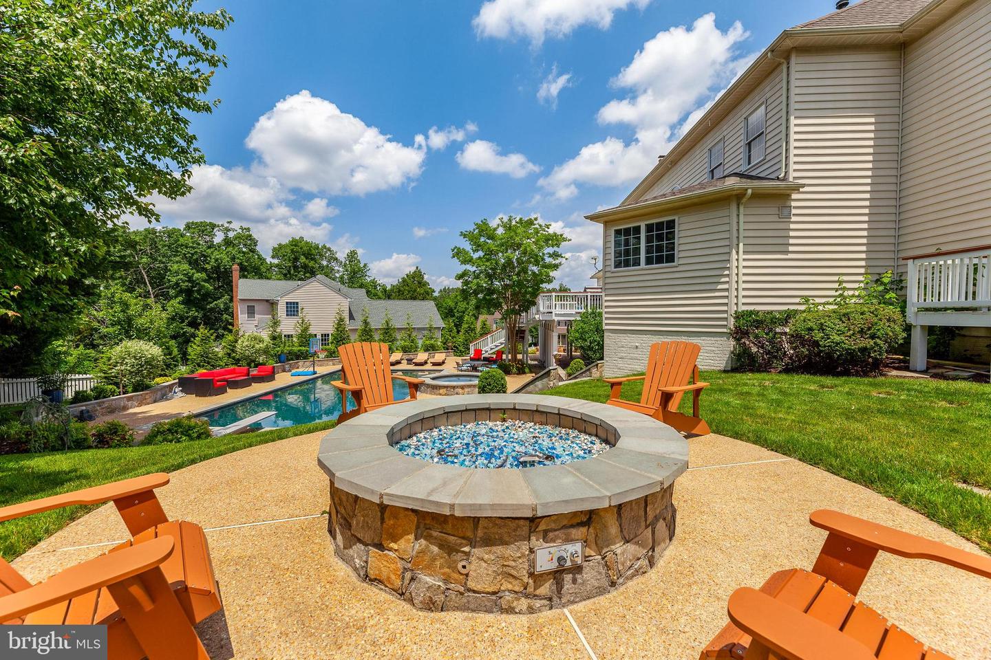 43526 PUMPKIN RIDGE CT, ASHBURN, Virginia 20147, 6 Bedrooms Bedrooms, ,4 BathroomsBathrooms,Residential,For sale,43526 PUMPKIN RIDGE CT,VALO2095266 MLS # VALO2095266