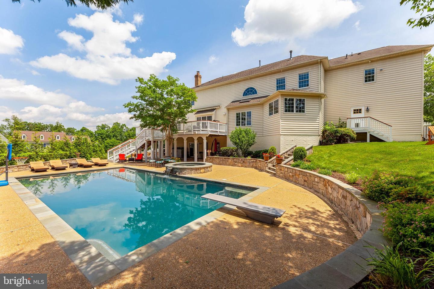 43526 PUMPKIN RIDGE CT, ASHBURN, Virginia 20147, 6 Bedrooms Bedrooms, ,4 BathroomsBathrooms,Residential,For sale,43526 PUMPKIN RIDGE CT,VALO2095266 MLS # VALO2095266
