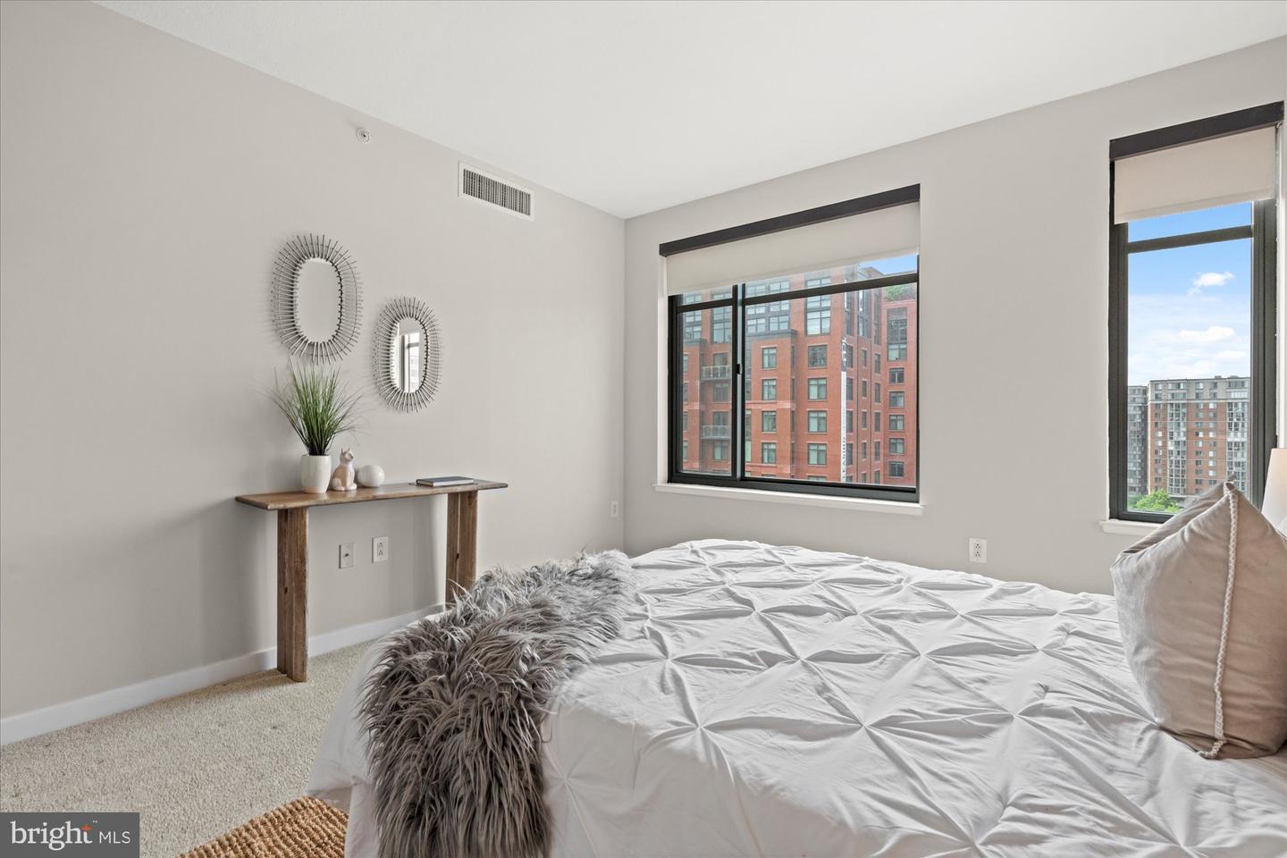 475 K ST NW #817, WASHINGTON, District Of Columbia 20001, 1 Bedroom Bedrooms, 4 Rooms Rooms,1 BathroomBathrooms,Residential,For sale,475 K ST NW #817,DCDC2198354 MLS # DCDC2198354