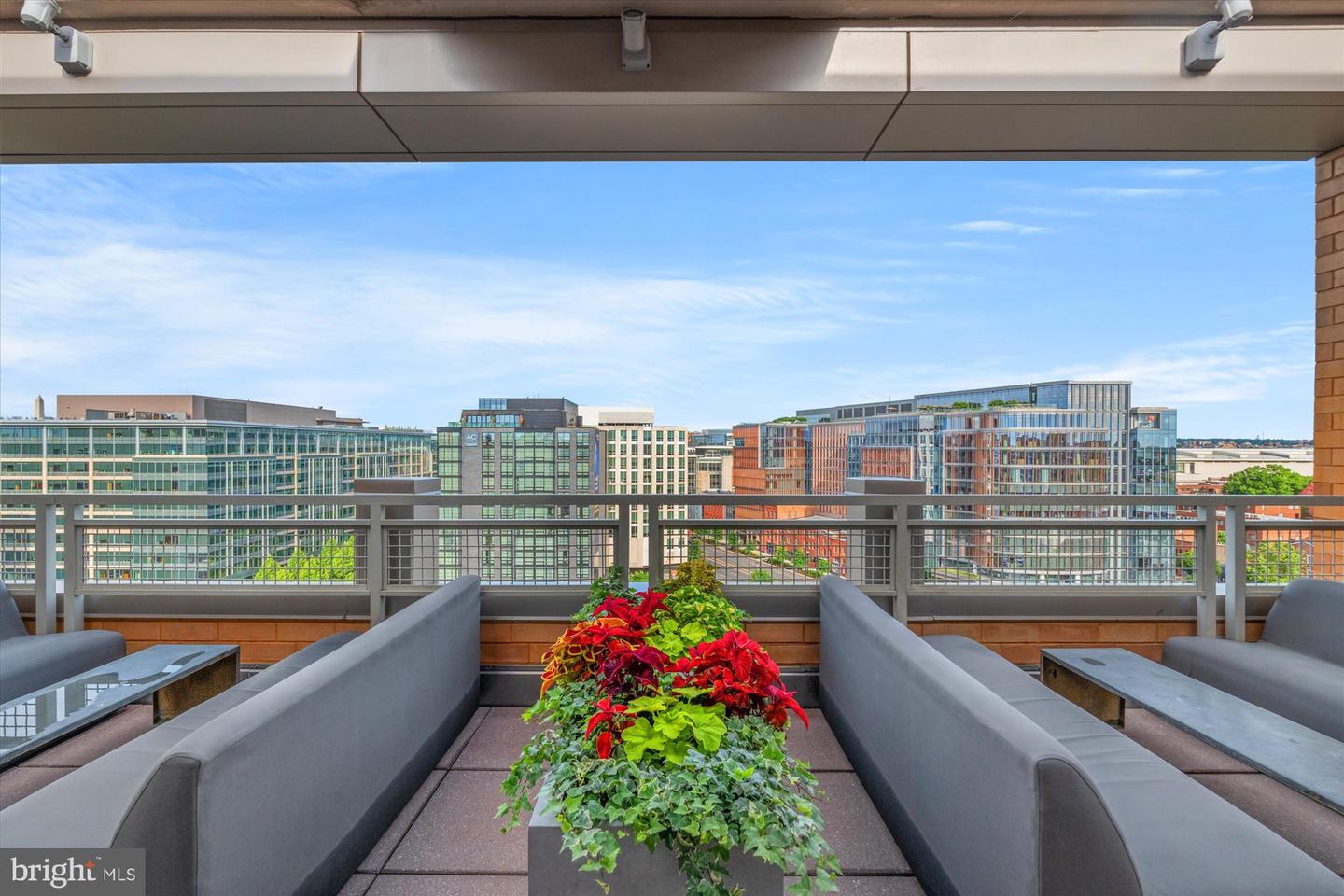 475 K ST NW #817, WASHINGTON, District Of Columbia 20001, 1 Bedroom Bedrooms, 4 Rooms Rooms,1 BathroomBathrooms,Residential,For sale,475 K ST NW #817,DCDC2198354 MLS # DCDC2198354